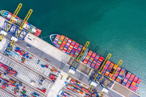containers at port